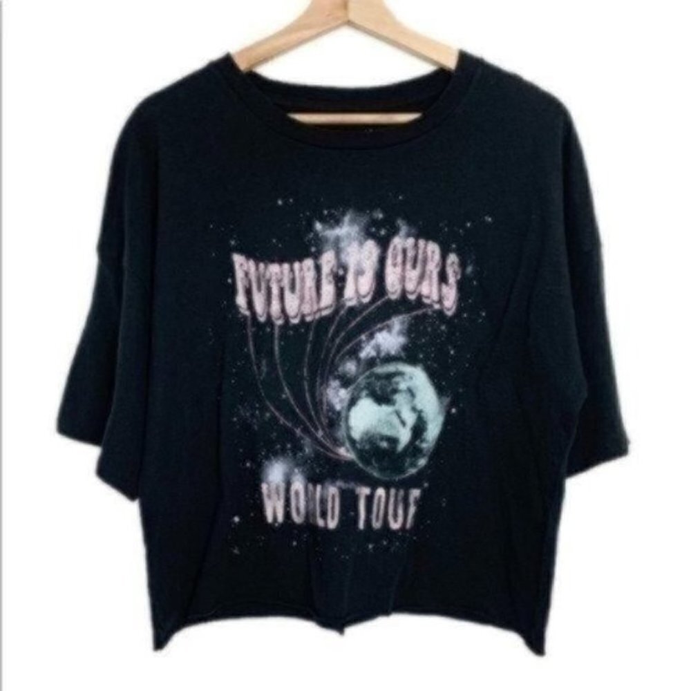 New! Oversize World Is Ours Crop Top